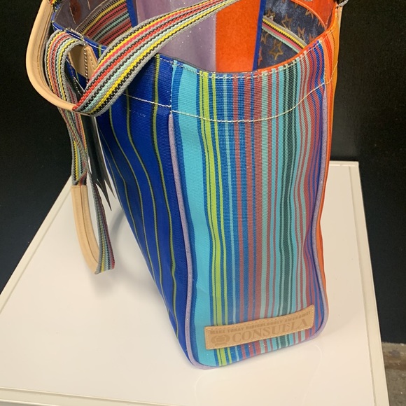 Consuela Tote Quatro - Picture 4 of 8
